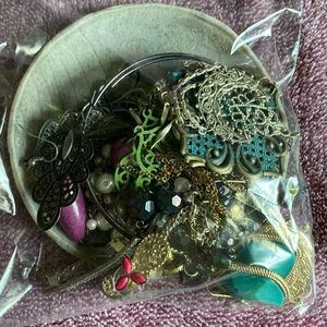 Earring grab bag ***17 pair***